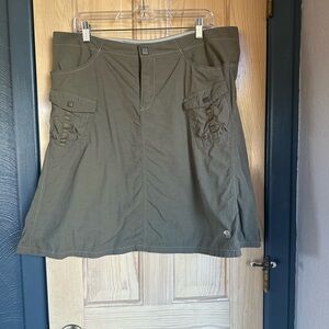 Mountain Hardwear Olive A-Line Skirt